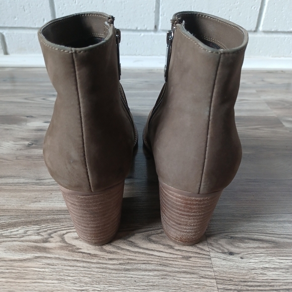 Blondo Nelli Ankle Boot Olive Green Brown Heeled Waterproof 7.5 - Picture 3 of 5